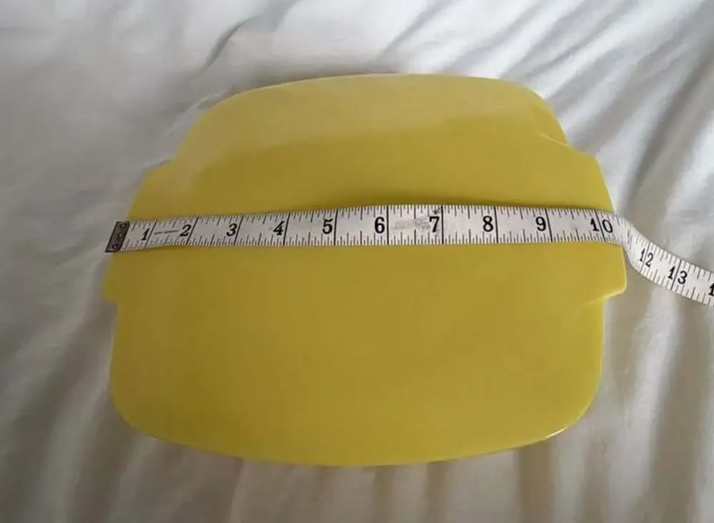 Vintage Pyrex Hostess Solid Yellow Square Casserole Dish and Lid #525-B 2.5 Quar